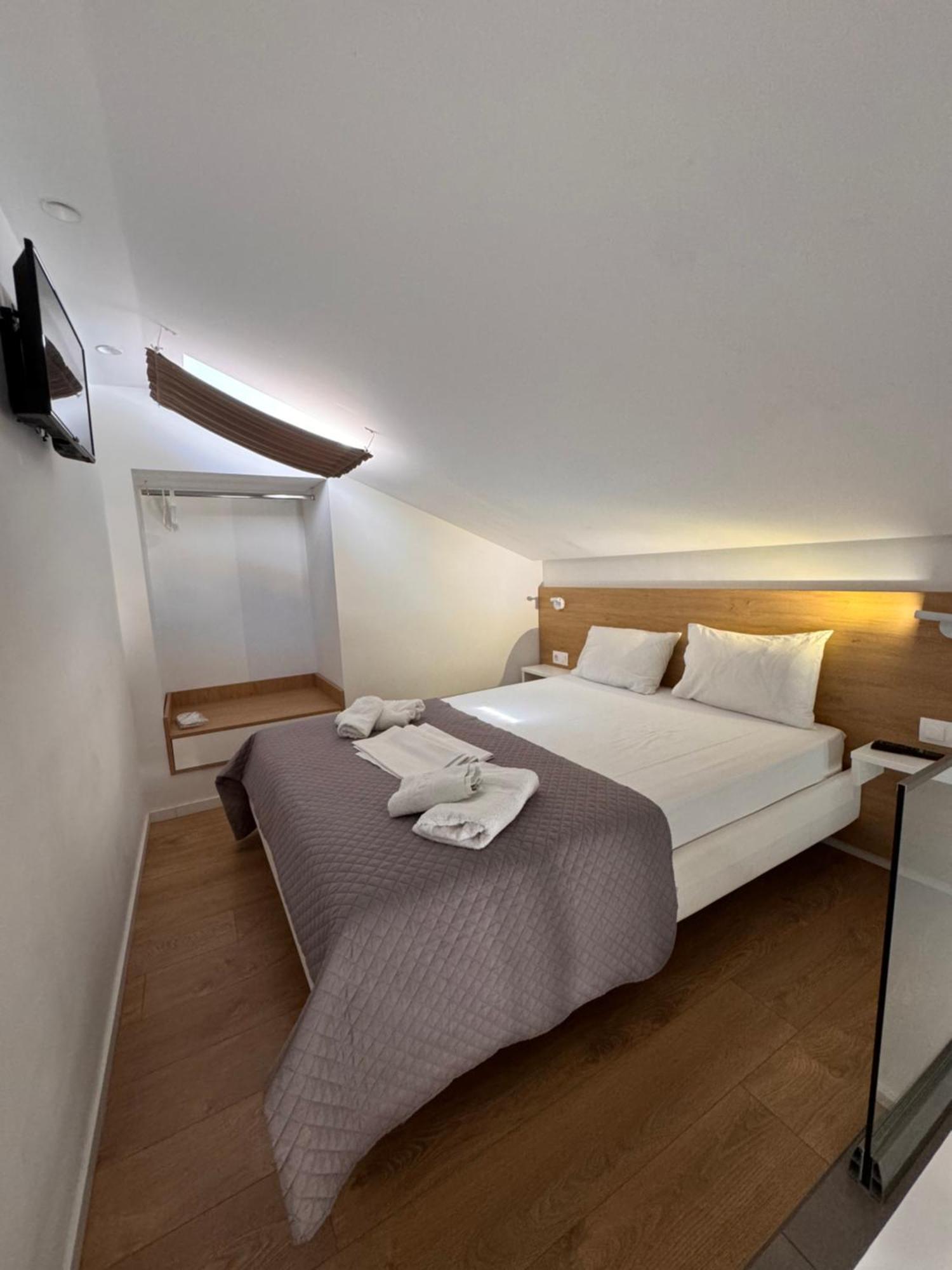 Villa Hara Suites Paralía Eksteriør billede