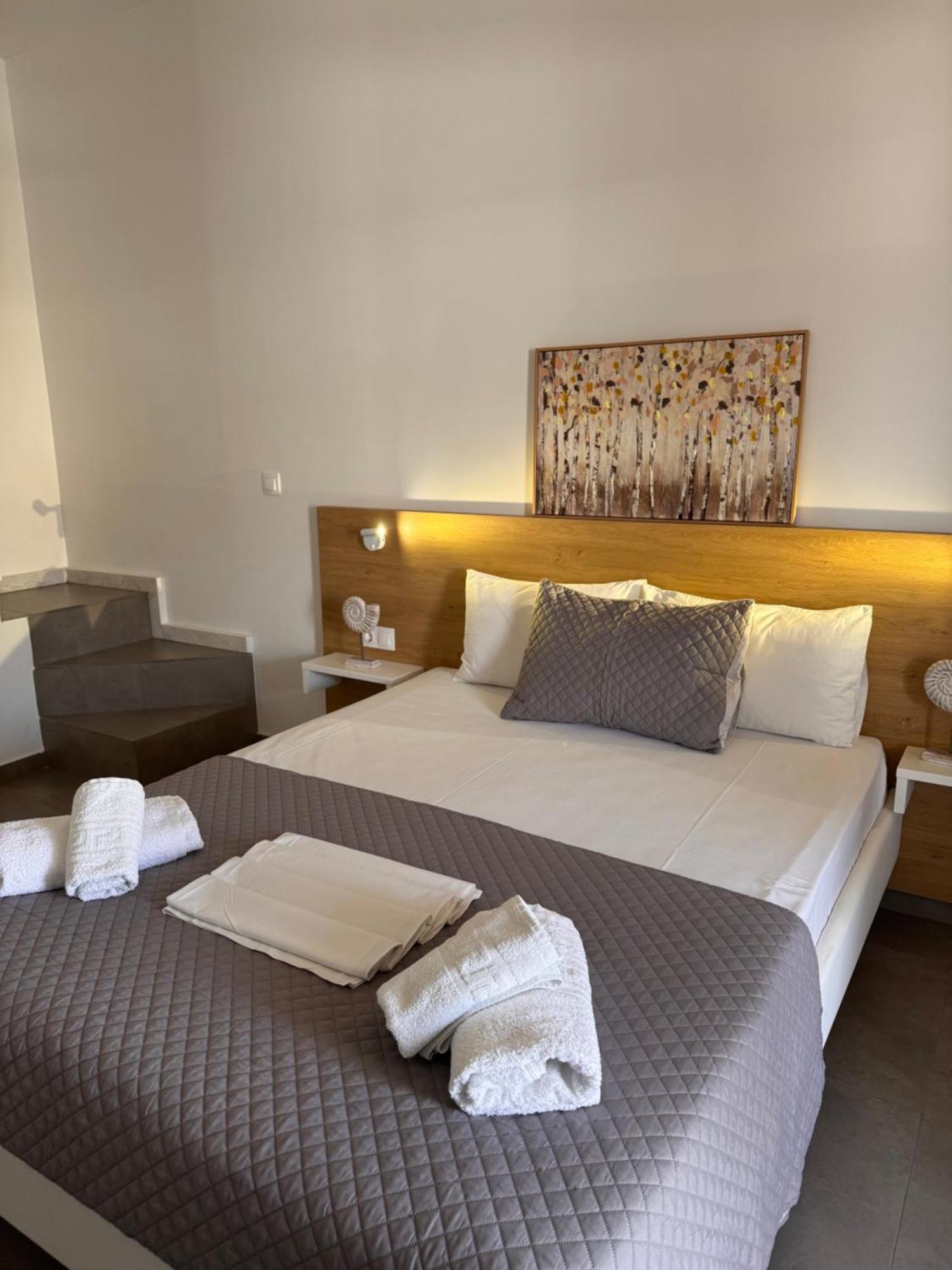 Villa Hara Suites Paralía Eksteriør billede