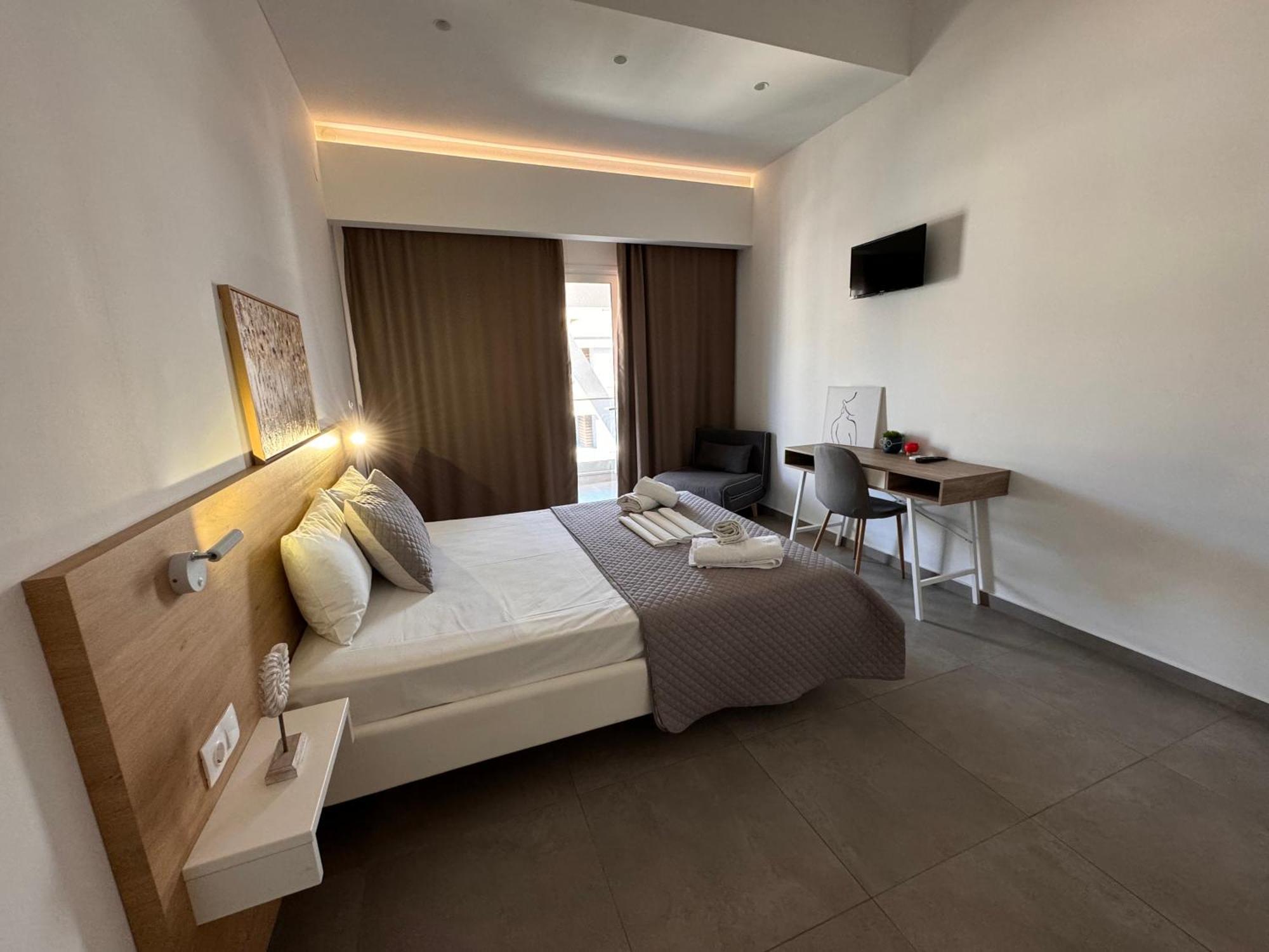 Villa Hara Suites Paralía Eksteriør billede
